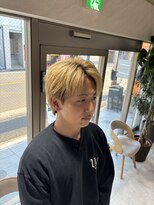 クム 横浜(qumu) "RIKITO"ハイトーンフェザーショート