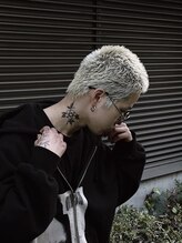 シン(syn) 5F 横山 龍太