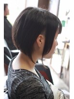 オーバーキャプテンネイキッド(OVER CAPTAIN NAKED)&nbsp;伸ばしかけ前下がりボブ×２ブロック