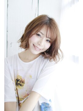 シュシュット(chouchoute) 吉祥寺ヴェールウェーブブルージュ美髪似合わせカットアシメ/056