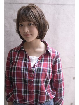 ロアール 楠(LOAOL KUSUNOKI) ショート コテ巻き 内巻き