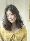 【Lond fleur 山本翔一郎】大人可愛いセンター分けミディアム