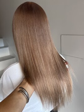 テテ(TETE) ナチュラルブラウン　長堀橋　心斎橋