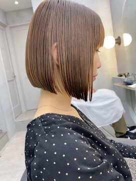 シー バイ ロンド 新宿(Sea by Lond) ぱつっとボブ