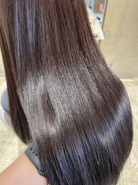 シー 岡崎(,SHE) 大人ガーリー/チョコレート/モード/プリカール/岡崎/東岡崎