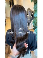 アッシュ アーティスティック スタジオ オブ ヘア(Ash artistic studio of hair) 艶感ダークグレージュ