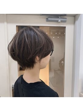 アオ 岡野 横浜(a-o) short hair