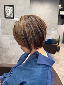 ロカフェローズ 横浜 桜木町(LOCA FELLOWS) 美シルエットショートボブ/関内.桜木町