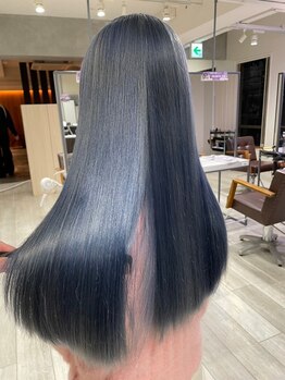ヘアー ミッション 心斎橋店(hair Mission)の写真/髪の悩みを解消！高技術の縮毛矯正であなたの髪を美しく整えます♪理想のストレートヘアを手に入れよう◎