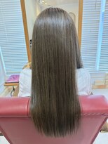 ユーリオ(Urio) オリーブグレージュ