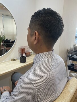 エルア(elua) ビジネスマンショート