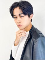 リベルテ グリット(Liberte Grit)&nbsp;束感×軽レイヤーセンターパートで柔らかエアリースタイル