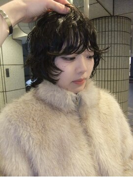 ダブ アオヤマ(DaB AOYAMA) 【細かくない、濡れ感ない】大きめカールショートウルフパーマ