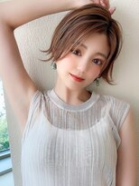 アフロート ディル(AFLOAT D'L)&nbsp;大人かわいいひし形シルエット ショコラグレージュ 外ハネ 小顔