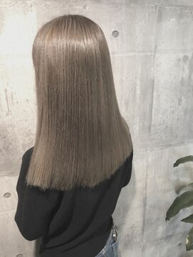 ホワイト 伊勢崎(WHITE) フルブリーチ☆外国人風シルバーホワイト☆