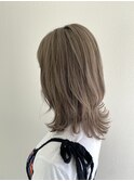 アッシュベージュ/レイヤーカット/くすみカラー