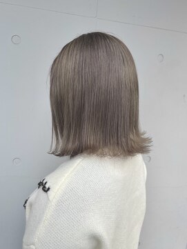 カリーナコークス 原宿 渋谷(Carina COKETH) ダブルカラー/インナーカラー/イヤリングカラー/グレージュ