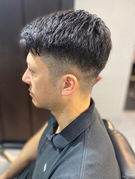 バーバーバー 四谷(BARBER-BAR) 大人の刈り上げスタイル