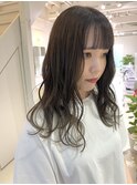 オリーブブラウン