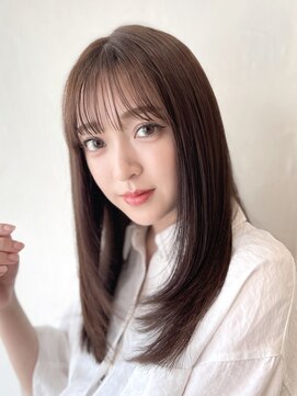 キートスバイガーランド (Kiitos by Garland) 韓国レイヤー斜めバング小顔レイヤーカットミディアムストレート