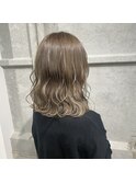 ミルクティーベージュ