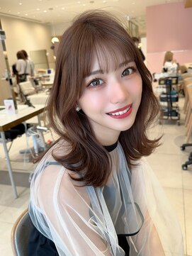 アフロートリノ(AFLOAT Leino) 大人可愛い韓国レイヤー　くびれヘア　前髪、顔まわりカット#