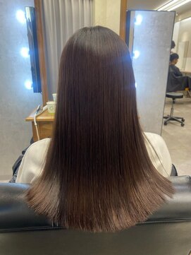 ラフィット 下大利店(lafit) ベージュブラウン/ lafit 下大利 かじ @kaji_de_experiences