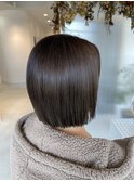切りっぱなしボブ×オリーブブラウン