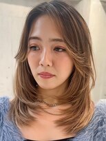 アンダーバーホワイトモデ 河内長野(_WHITE mode) ハイライトカラーミルクティーベージュレイヤーカット