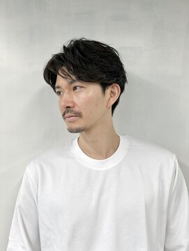 ロフティー 清澄白河(LOFTY) フェザーパーマ/毛流れパーマ/センターパート/眉毛カット