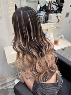 ラピス 池袋(Lapis) エクステで作るグラデーションスタイル♪