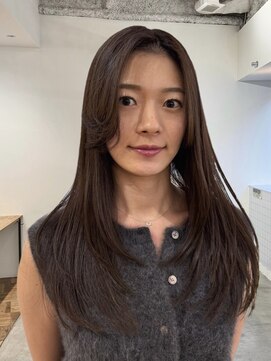 マルケ ドゥ マッシュ(MaruQuee de mashu) ストレートでもかわいいレイヤーカット