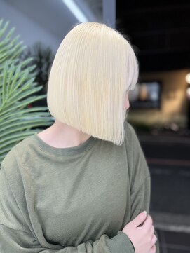 ナナ(NANA) ボブカット/ブロンド/ブリーチ/抜きっぱなし