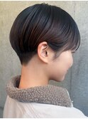 耳かけショート刈り上げマッシュ丸みショート