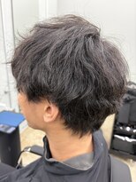 エイン(.EiN)&nbsp;クセ毛を活かしたルーズシャドウパーマ