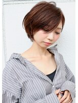 アンビエンテ(ambiente) ショートボブ 顔周りレイヤーで小顔効果