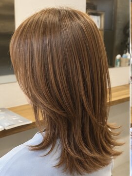 コモレビ(komorebi) シュッと