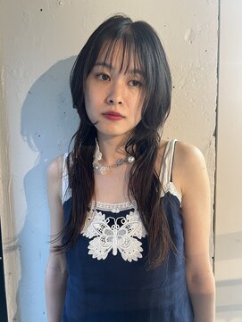 ノア(noa) 黒髪レイヤーカット