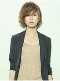 【M.SLASH】ラフ&SEXY!オリーブカラー耳かけ甘辛フェザーボブ