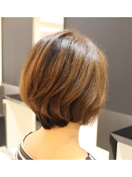 ディーヘアーデザイン(d.HAIR DESIGN) 前下がりのショートボブ