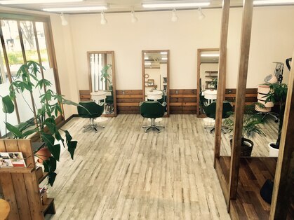 ヘアーリバティ ヴィレッジ(Hair Liberty VILLAGE)の写真