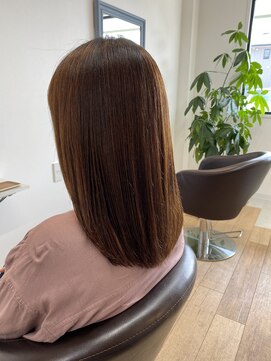 ラキ(laki) シルキーストレート