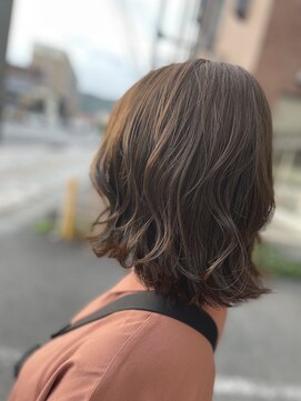 トップヘアー 中庄店(TOP HAIR fuapua) ミディアムボブ　【 mery 】