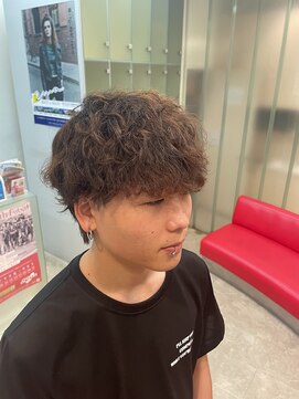 エマビビット 港店(EMA VIVID) ツイストパーマ