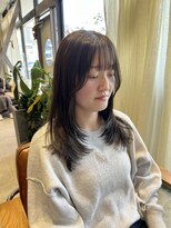 クルニエ(crenier)&nbsp;レイヤー/ハッシュカット/ブリーチなしオリーブ