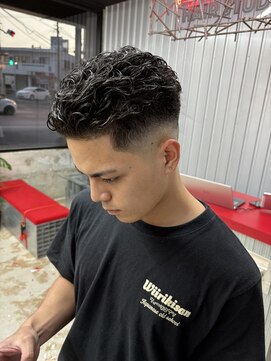 ブライト(BRIGHT) 極道パーマ×スキンフェード