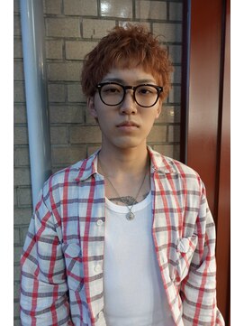 シイ(SIE) ナードショート×オレンジベージュカラー