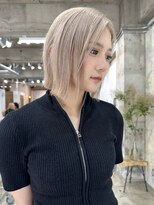 カシェル(cashel kishaba) 切りっぱなしボブ×ホワイトベージュ