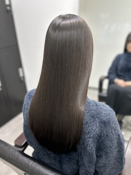 シンカ(shinka) shinkaストレート(髪質改善縮毛)＋艶出しトリートメント