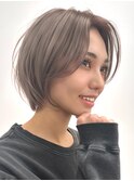 ミルクティベージュ静岡ショートボブハイライトブリーチ
